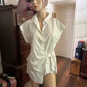 Zara Crisp White Button-Down Shirt with Tie